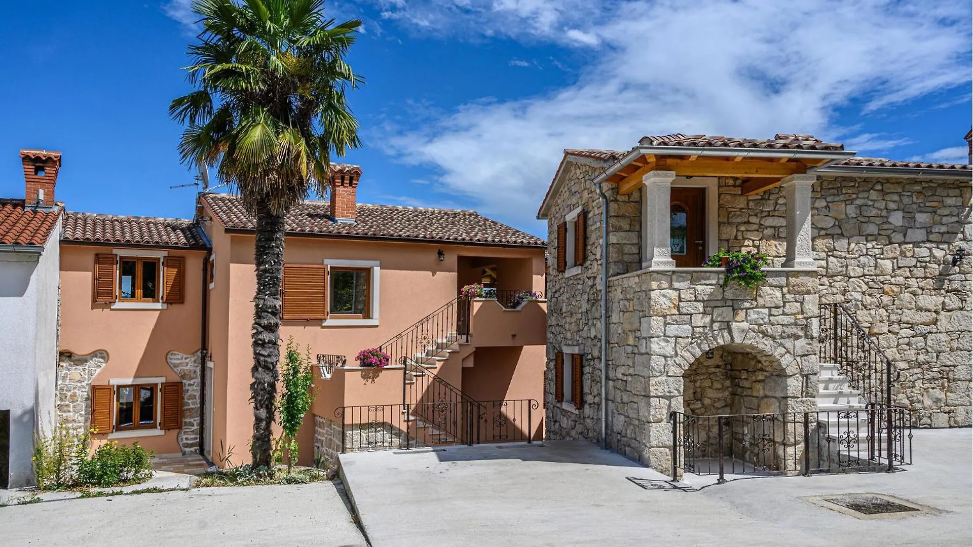 Villa Dajana Potpican 0*,  Croatia