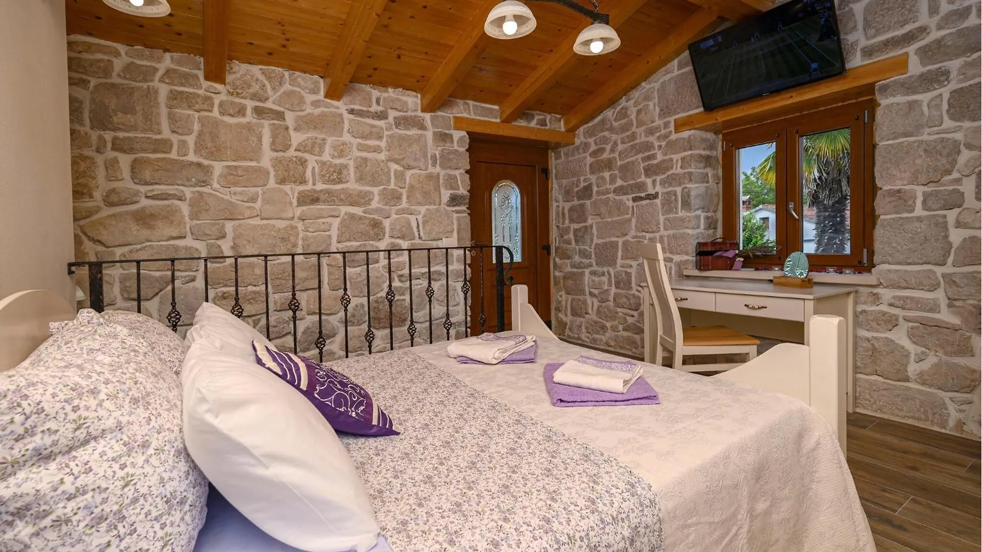 Villa Dajana Potpican Holiday home