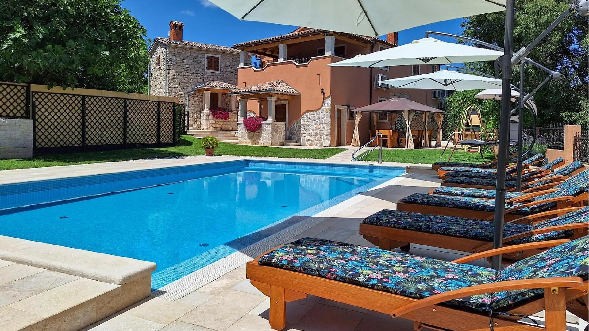 Villa Dajana Potpican 0*,  Croatia