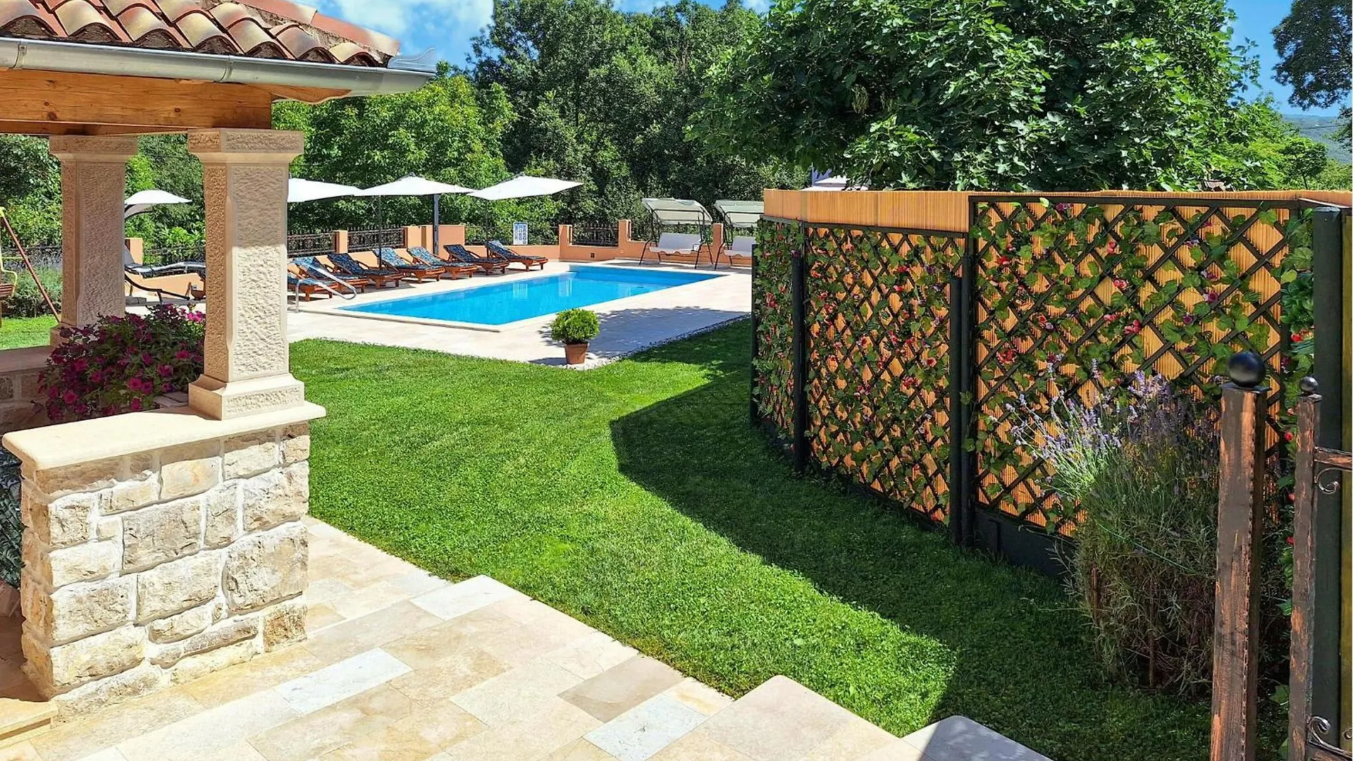 Villa Dajana Potpican Holiday home