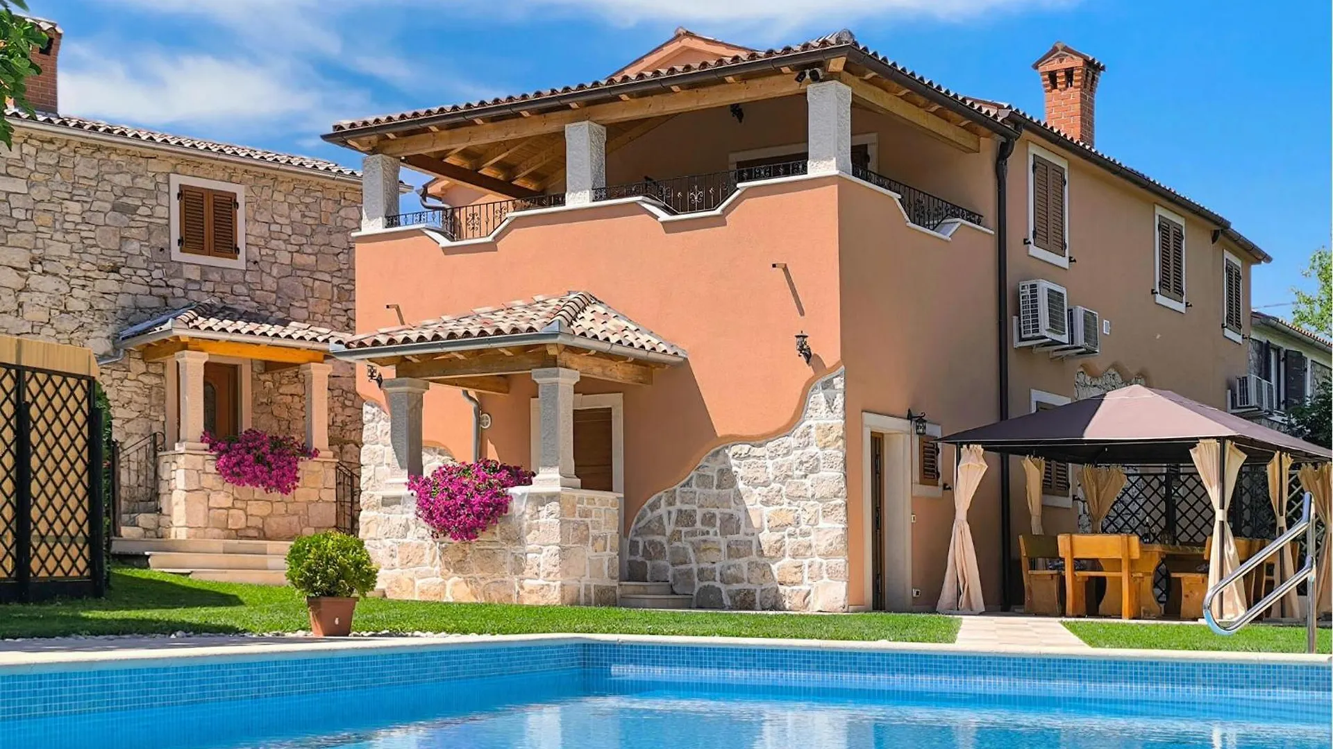 Villa Dajana Potpican Croatia